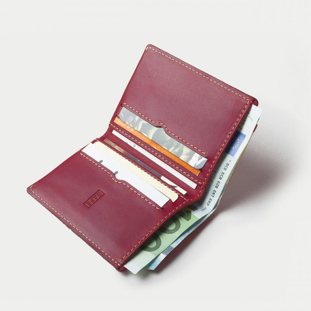 Slim Leather Wallet Costa Rica Berry