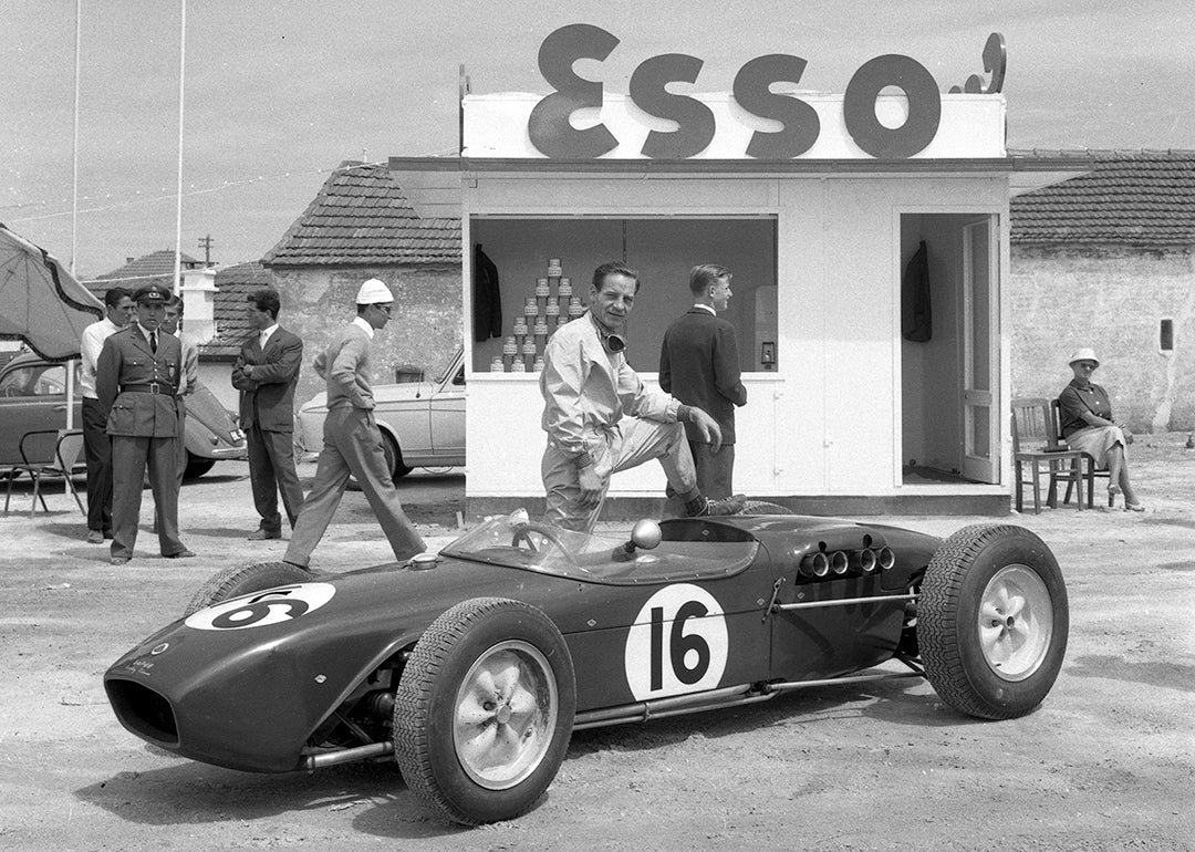 Innes Ireland at the Portuguese Grand Prix (1960)