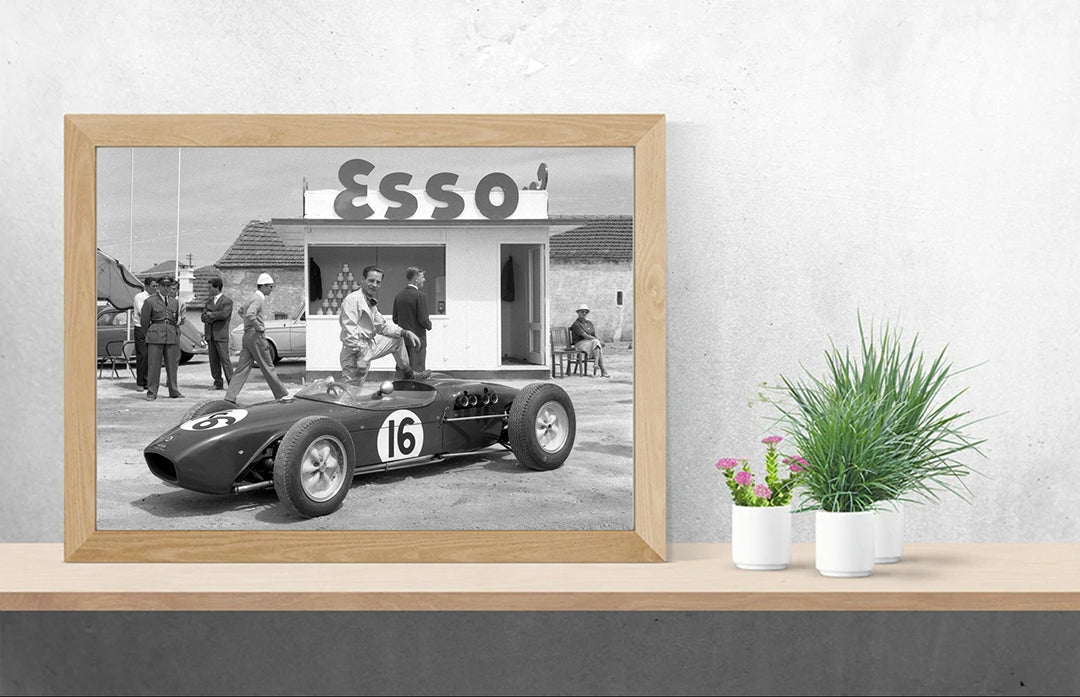 Innes Ireland at the Portuguese Grand Prix (1960)