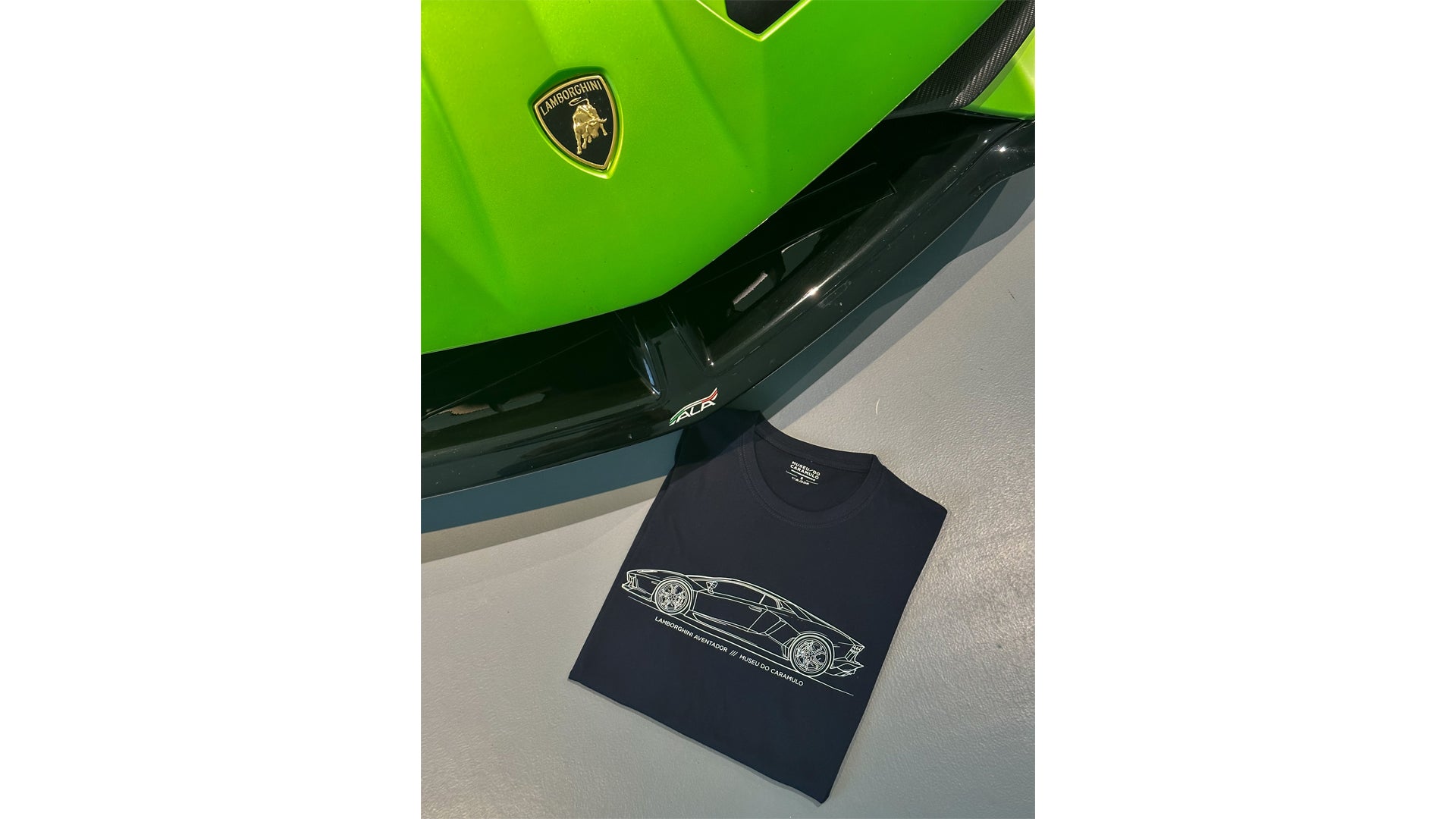 T-shirt Lamborghini Aventador