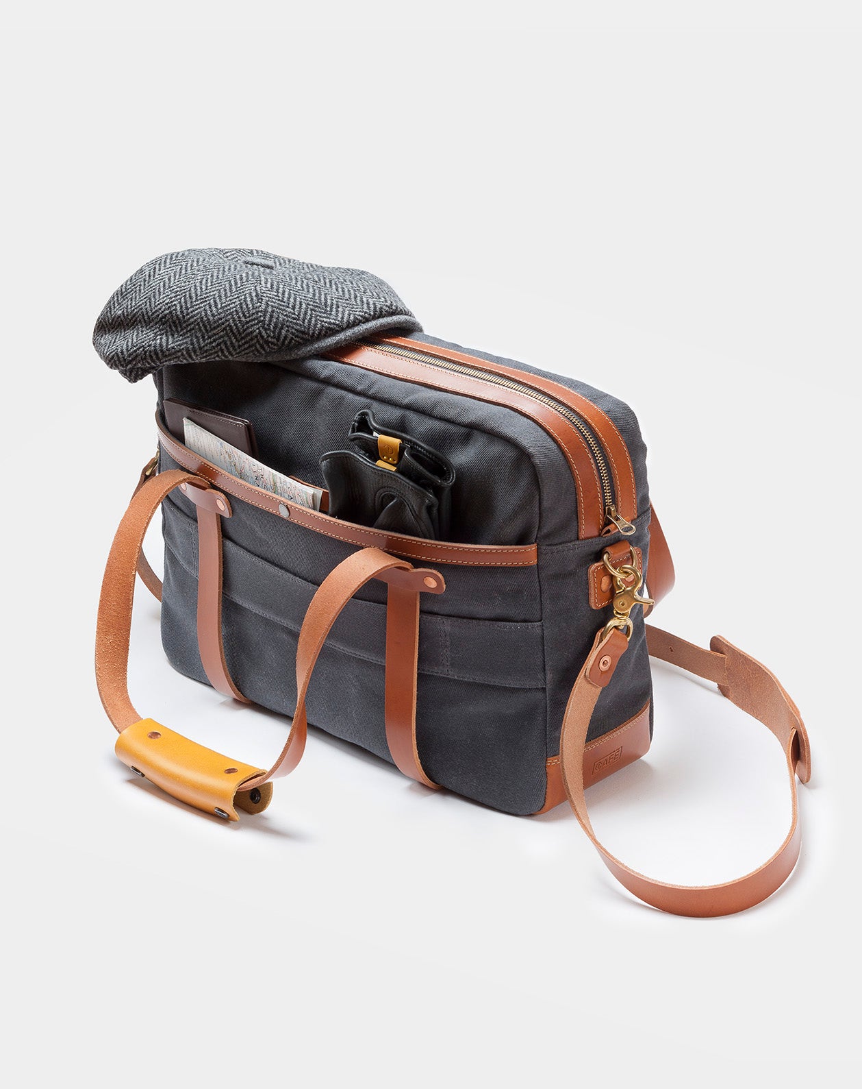24H Travel Bag Charcoal & Roasted