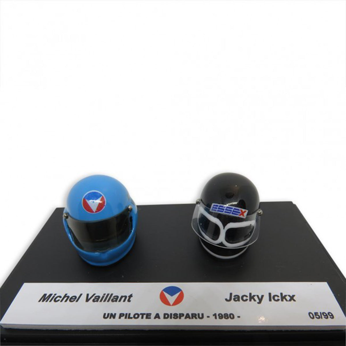 Vaillant and Ickx Miniature Helmet